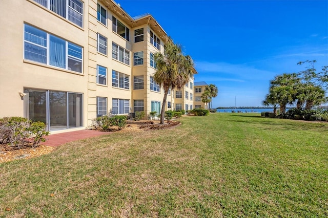 view of yard with a water view