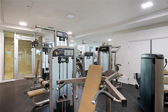 workout area with ceiling fan