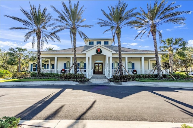 view of front of property featuring covered porch