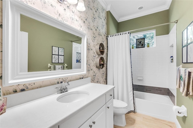 full bathroom featuring crown molding, vanity, shower / bath combo, and toilet