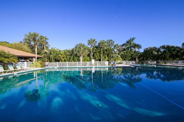 view of swimming pool