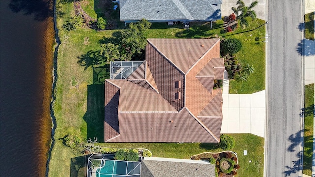 bird's eye view featuring a water view