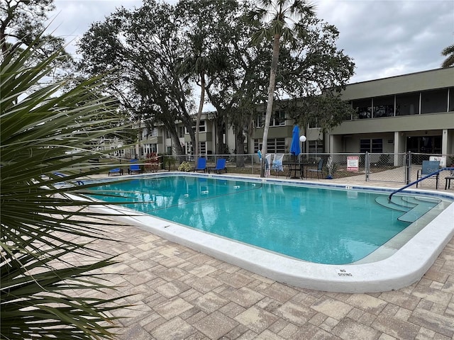 view of swimming pool