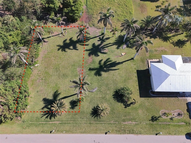 Listing photo 2 for 2800 Poinciana Ct, Punta Gorda FL 33950