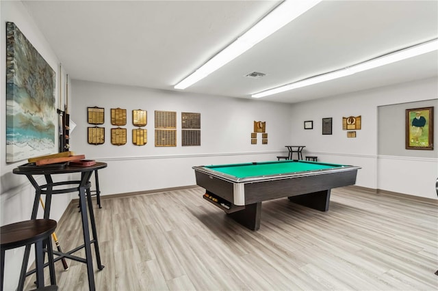 rec room featuring light wood-type flooring and billiards