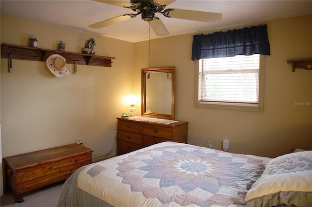 bedroom with ceiling fan