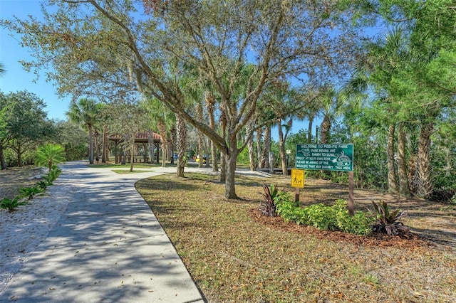 view of surrounding community