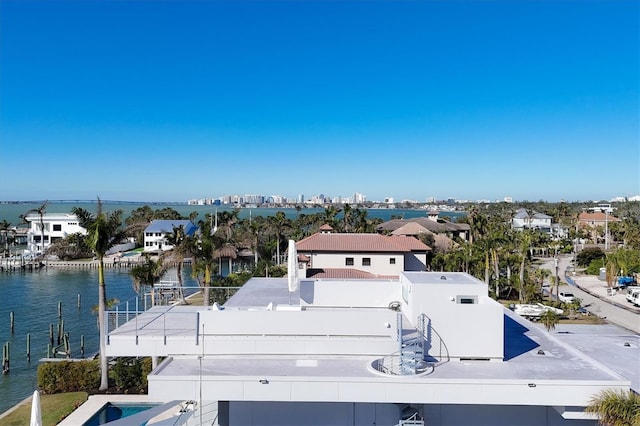 bird's eye view with a water view