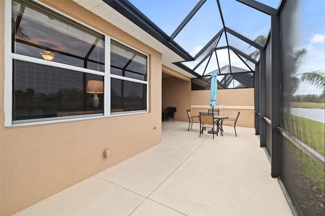 view of sunroom / solarium