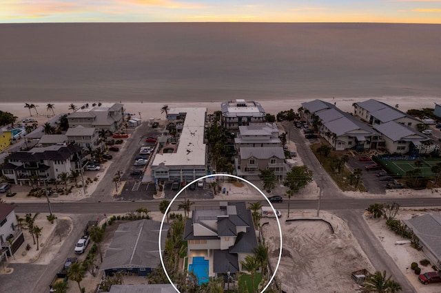 view of aerial view at dusk