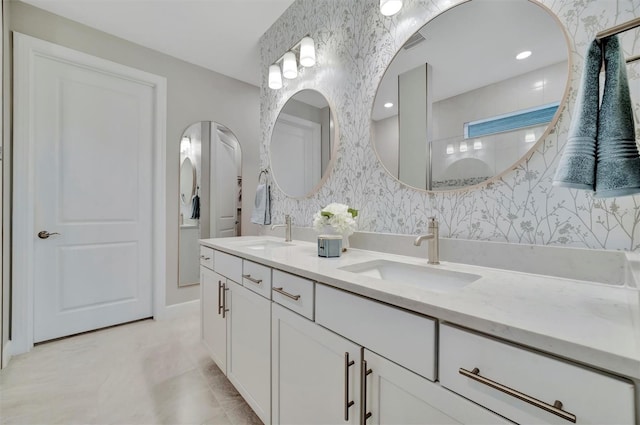 bathroom with vanity