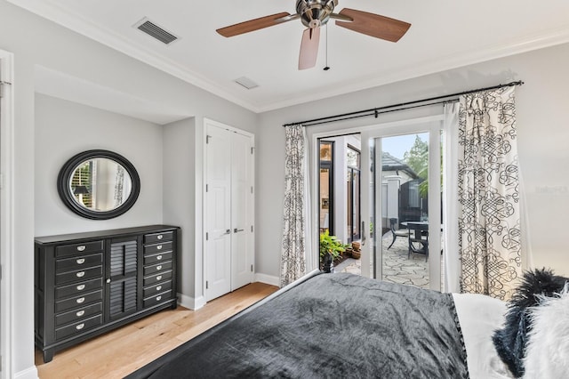 bedroom featuring ceiling fan, light hardwood / wood-style flooring, access to outside, and crown molding