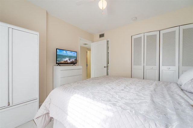 bedroom with ceiling fan