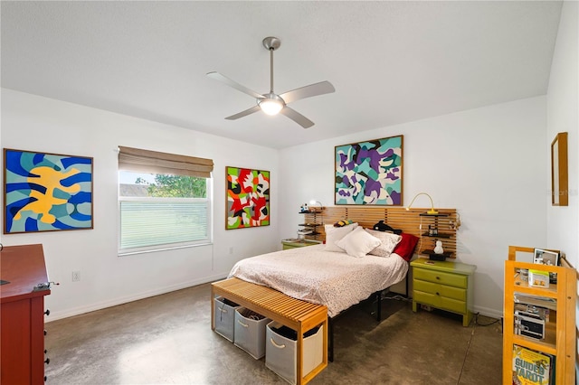 bedroom with ceiling fan