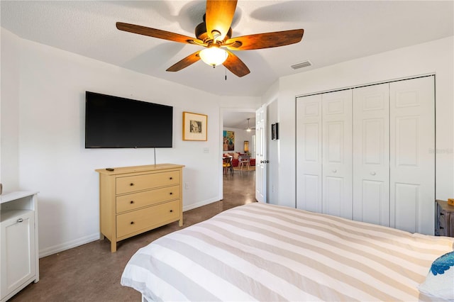 bedroom featuring a closet and ceiling fan