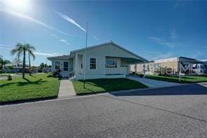 view of front of property with a front yard