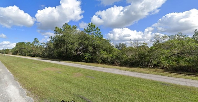 Listing photo 3 for 154 Desoto Ave, Indian Lake Estates FL 33855