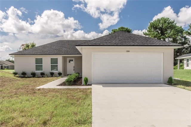 ranch-style house featuring a front yard