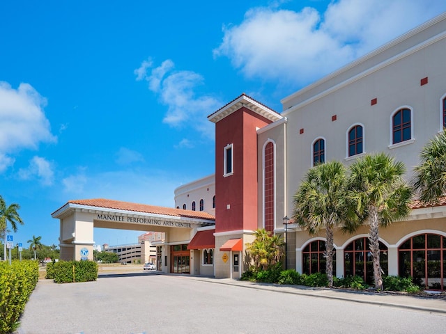 view of building exterior