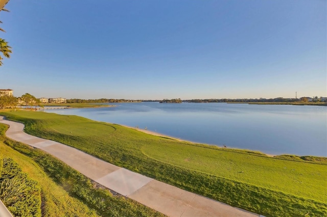 water view featuring a golf course
