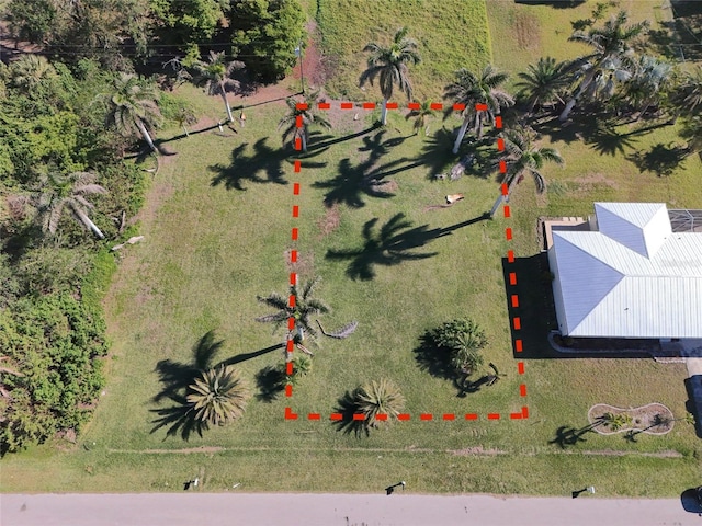 Listing photo 2 for 2810 Poinciana Ct, Punta Gorda FL 33950