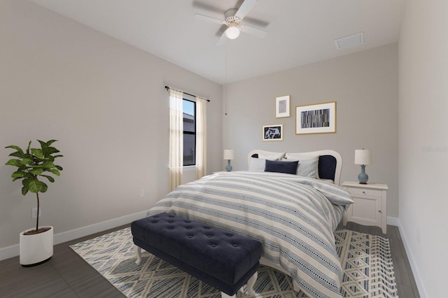 bedroom featuring ceiling fan