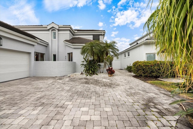 view of front of house featuring a garage