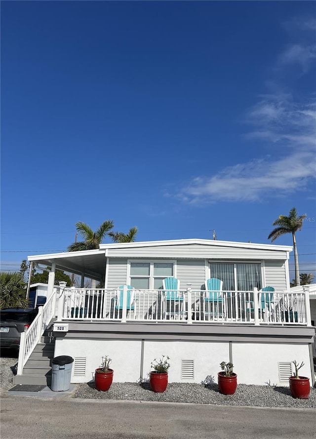 view of front of home