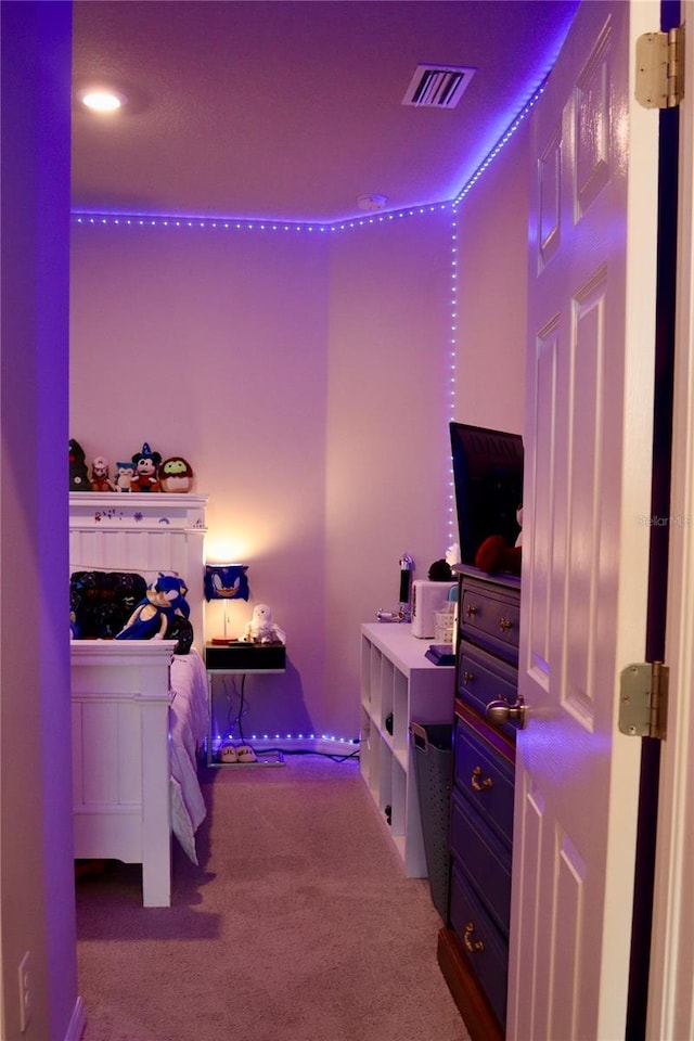 bedroom featuring carpet floors