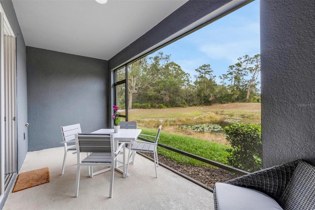 view of sunroom / solarium