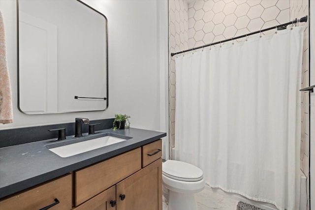 full bathroom featuring toilet, vanity, and shower / tub combo with curtain