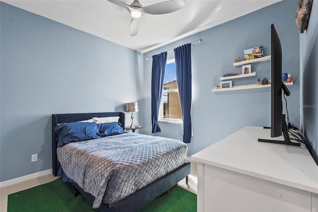 bedroom featuring ceiling fan