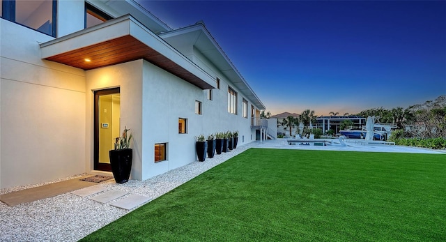 view of yard with a patio area