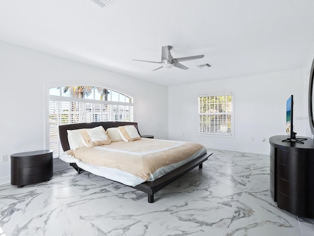 bedroom with ceiling fan