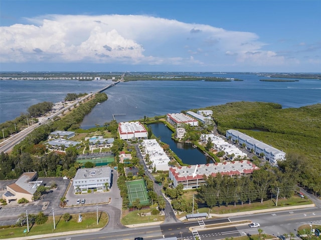 bird's eye view featuring a water view