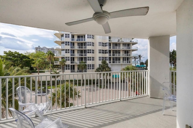 balcony with ceiling fan