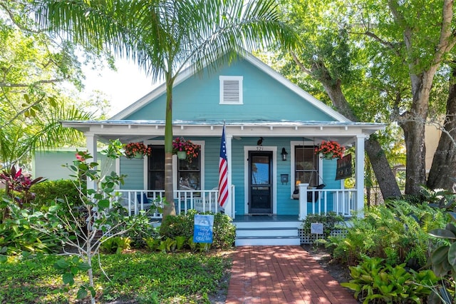 bungalow-style home with covered porch