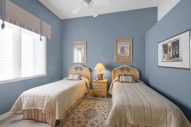 bedroom with ceiling fan