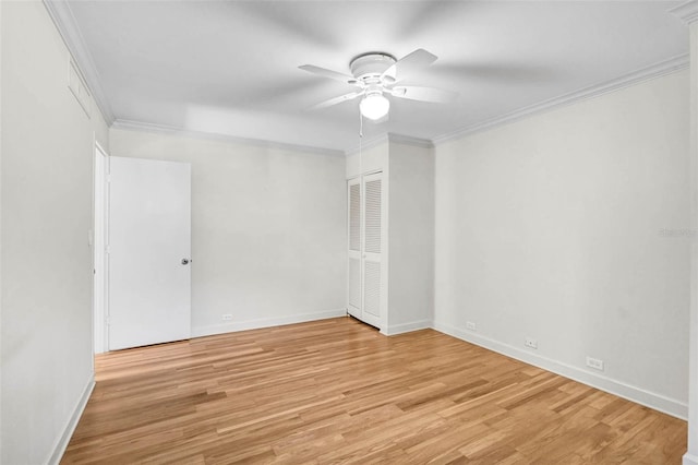 304 Pine Run Dr, Osprey, FL 34229 - empty room with ceiling fan, light wood-type flooring, ornamental molding, and baseboards