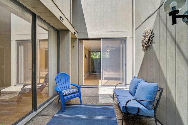 304 Pine Run Dr, Osprey, FL 34229 - view of patio / terrace