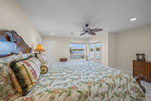 bedroom featuring ceiling fan