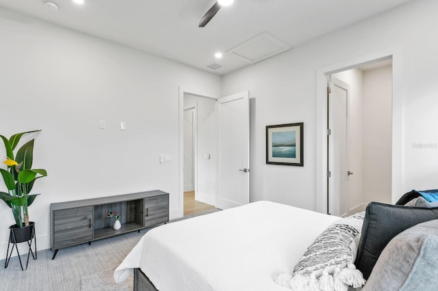 bedroom with ceiling fan