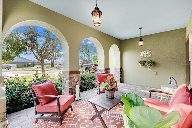 view of patio / terrace with covered porch