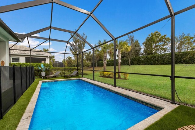 3409 Anchor Bay Trl, Lakewood Ranch, FL 34211 - outdoor pool with a yard and glass enclosure