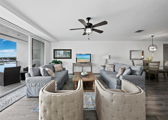 650 Golden Gate Pt Unit 401, Sarasota, FL 34236 - photo 8