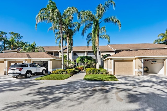 Listing photo 2 for 5240 Hyland Hills Ave Unit 1411, Sarasota FL 34241