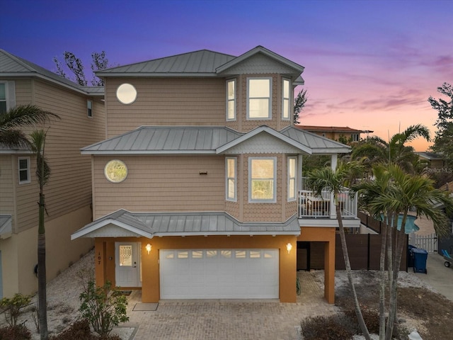 view of front of home featuring a garage