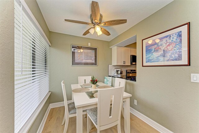 Listing photo 3 for 4918 25th St W Unit 102, Bradenton FL 34207