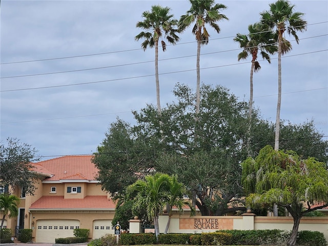 view of front of house with a garage