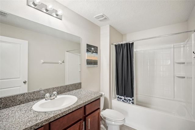 full bathroom featuring a textured ceiling, toilet, shower / bath combo, and vanity